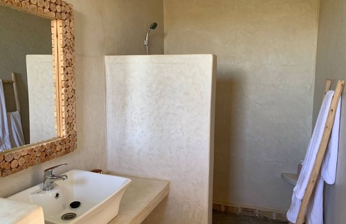 Sidi Abdallah Ghiat Bed & Breakfast | Chambre D'Hôtes : Welcome to our charming room
