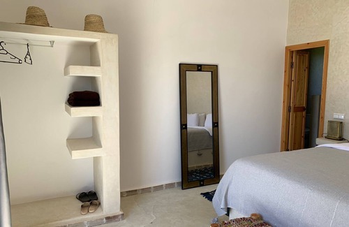 Sidi Abdallah Ghiat Bed & Breakfast | Chambre D'Hôtes : Welcome to our charming room