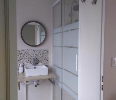 Camphin-en-Carembault House | Chambre discrète 2 à 3 pers