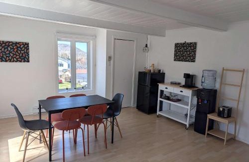 Pohenegamook House | Chambre du Renard-Qaqsoss-Fox