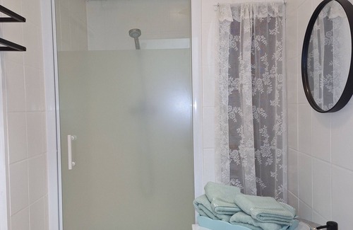 Cherbourg-en-Cotentin Bed & Breakfast | Chambre/Gite Meublée au Cœur du Centre Ville