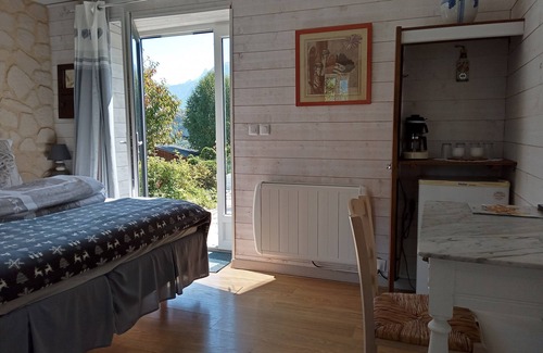 Auris Bed & Breakfast | CHAMBRE HARMONIE CHALET HARMONY AURIS EN OISANS
