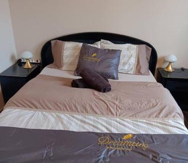Charmes Bed & Breakfast | chambre privée dans une maison familiale