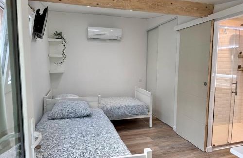 Cros-de-Cagnes Apartment | Chambres au calme, free parking