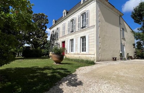 Chaniers Bed & Breakfast | Chambres d'hôtes dans Maison de maître