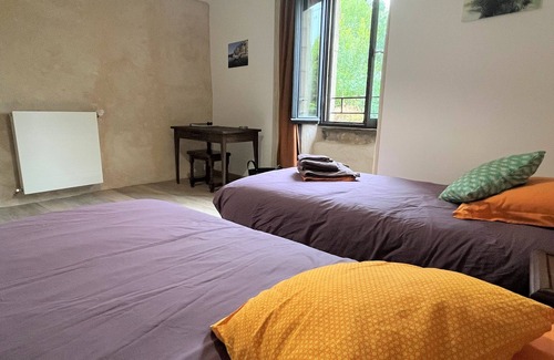 Jouqueviel House | Chambres d'hôtes La Cardonnié