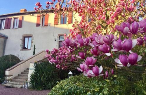 Sevremoine Bed & Breakfast | Chambres d'hôtes " LE JARDIN SUSPENDU " Domaine Le Carteron Axe Nantes, Clisson et Les Epesses