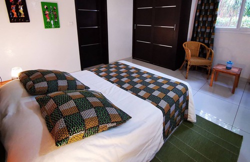 Ngaparou House | Chambres d'hôtes les Cases BéNaDou 2 people Dimbalé