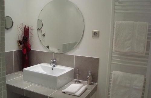 Carcassonne Bed & Breakfast | Chambres d'hôtes Les Palmiers de la Cité
