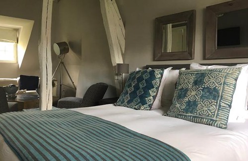 Centre Ville Rive Gauche Bed & Breakfast | Chambres d'Hotes La Maison