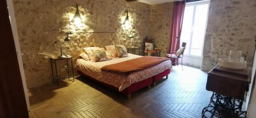 Saint-Saturnin-de-Lucian Bed & Breakfast | Chambres d'Hôtes Le Mimosa