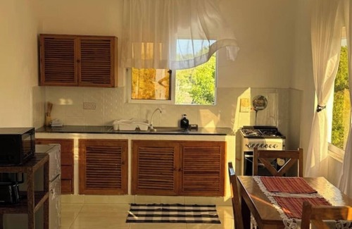 Kwale House | chameleon house 2