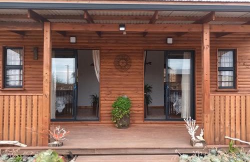 Colchester Apartment | Chameleon Lodge