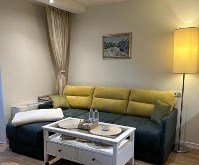Samokov Apartment | Chamkoria Forest View by Mixi