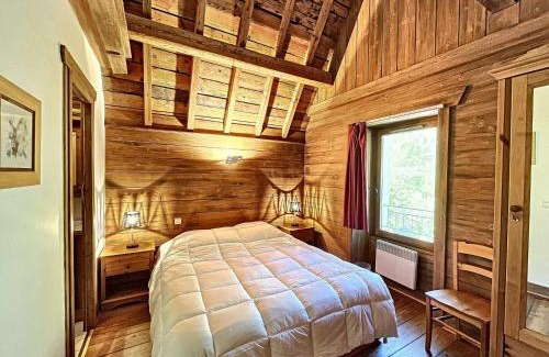 Chamonix City Centre Apartment | Chamonix: Appart. standing 6 pers, 3 ch, parking, centre-ville - FR-1-507-35