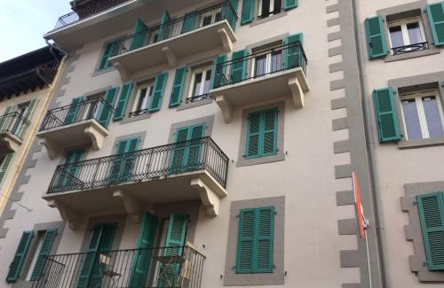 Chamonix City Centre Apartment | Chamonix - T2 central, balcon, calme, WIFI, ascenseur - FR-1-507-37