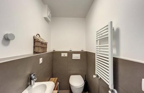 Chamonix City Centre Apartment | Chamonix - T2 central, balcon, calme, WIFI, ascenseur - FR-1-507-37