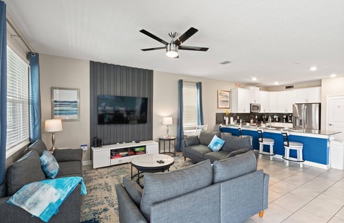 Four Corners House | ChampionsGate Resort 10 Bedroom Vacation Home - Includes resort clubhouse amenity access!