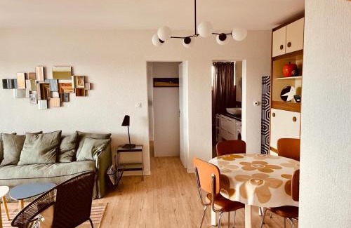 La Rochelle Apartment | Champs de mars Appartement 1 chambre proche centre ville, balcon et parking
