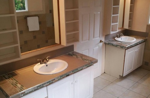 Saint Andrew Apartment | Chancery Hall Hideaway Guest Apt