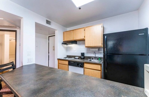 Chandler Apartment | Chandler 1 bd 1 b Unrenovated apartment