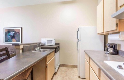 Chandler Apartment | Chandler 1 bd 1 b Unrenovated apartment