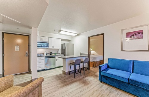 Chandler Apartment | Chandler 2 bd 1 ba immaculate grounds, perfect location with heated pool, downst