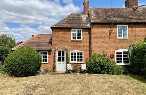 Nacton House | Chapel Cottage - Nacton