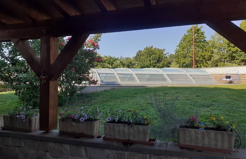Saint-Pierre-la-Noaille House | Character house with large garden and barbecue, 1 bedroom