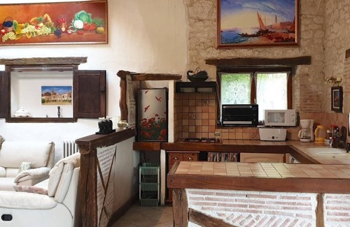 Tournon-d'Agenais House | Character house with private pool. Sleeps 10 in the Lot valley.