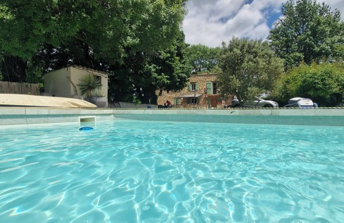 Forcalqueiret House | Character house with private pool, private parking, large garden and Wifi