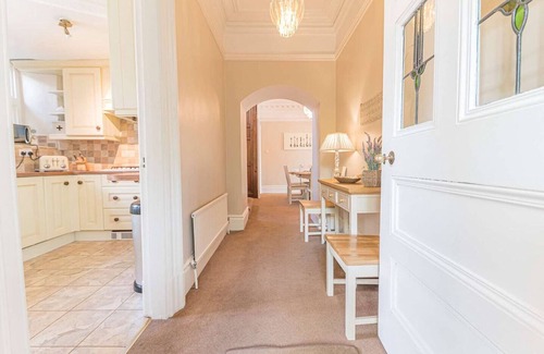 Kendal House | Character Period Property-garden & parking 10 minutes walk to Kendal Town Centre