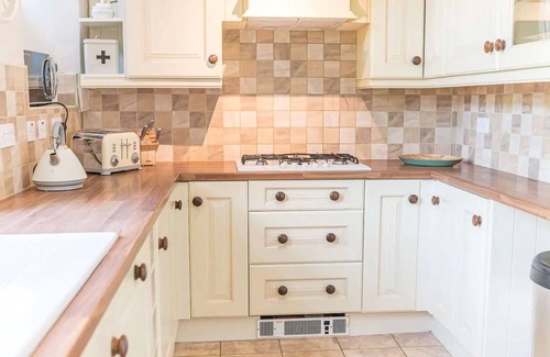 Kendal House | Character Period Property-garden & parking 10 minutes walk to Kendal Town Centre