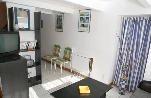 Binic-Etables-sur-Mer House | Character property renovated very quiet location in Binic