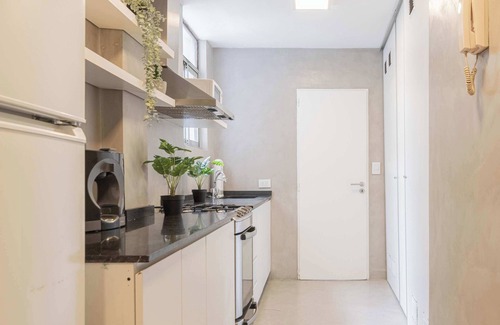 Recoleta Apartment | Charcas 3 Bd 2 Ba in Recoleta