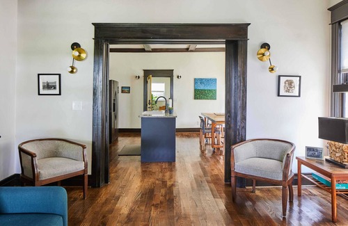 Five Points South House | Charles on 11th: Historic Gem, Events & Groups!