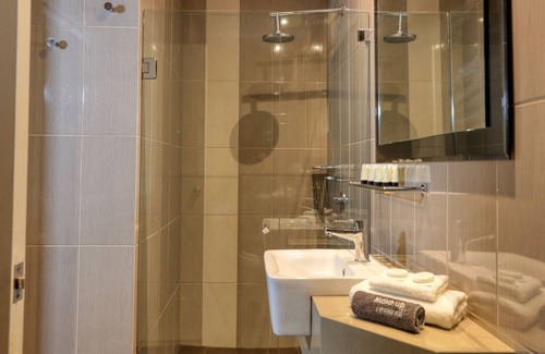 Broken Hill Hotel | Charles Rasp Motor Inn & Cottages