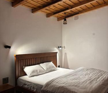 Mukteshwar House | Charlie's Little Palace