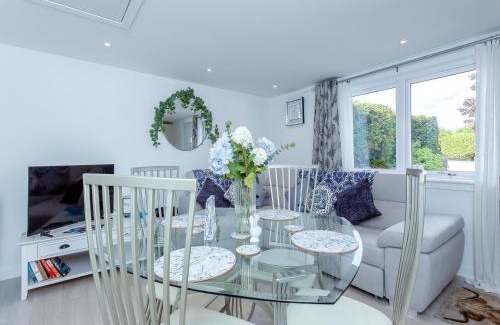 Balloch House | Charlies Cottage