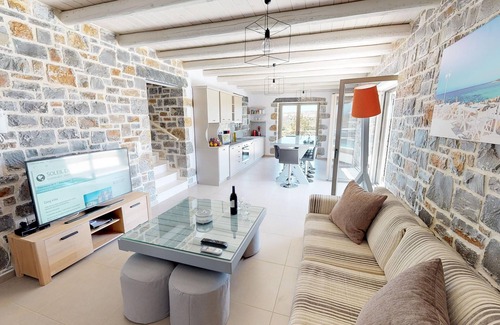 Kokkini Chani Villa | Charlise Luxury Villa by Cretevasion