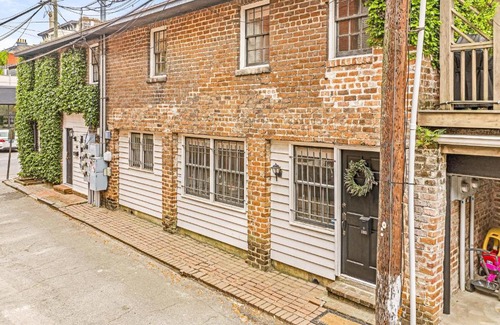Historic Downtown Savannah House | Charlton House by Lucky Savannah