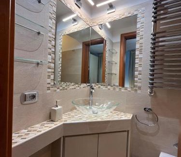 Quartiere XXVII Primavalle Apartment | Charm Apartment & Relax Jacuzzi Roma-Gemelli
