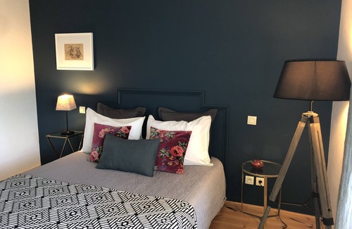 Saint-Sebastien-sur-Loire Bed & Breakfast | Charming bed and breakfast in a quiet house with character