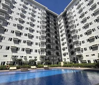Pasig Apartment | Charm Residences Staycation by Ashti