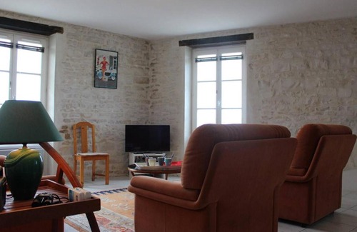 Saint-Martin-de-Re Apartment | Charmant 2 Pièces au Cœur de Saint-Martin, Proche Port et Commerces - FR-1-246C-10