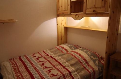Les Saisies Apartment | Charmant 2 Pièces Cabine aux Saisies - Rez-de-Chaussée, Balcon, 6 Pers. - Commerces à Proximité - FR-1-594-68