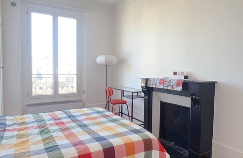 Charenton-le-Pont Apartment | Charmant 2P Rénové, 1 Min du Métro 8, Profitez de Paris et du Bois Vincennes