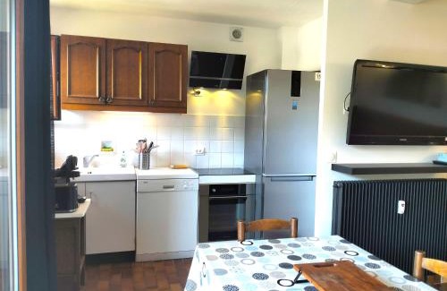 Villard-de-Lans Apartment | Charmant 3 pièces: balcon, parking privé, proche village - FR-1-761-42