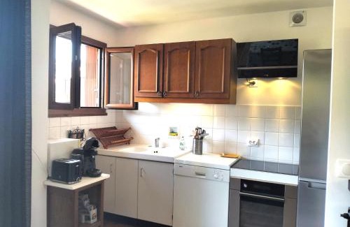 Villard-de-Lans Apartment | Charmant 3 pièces: balcon, parking privé, proche village - FR-1-761-42