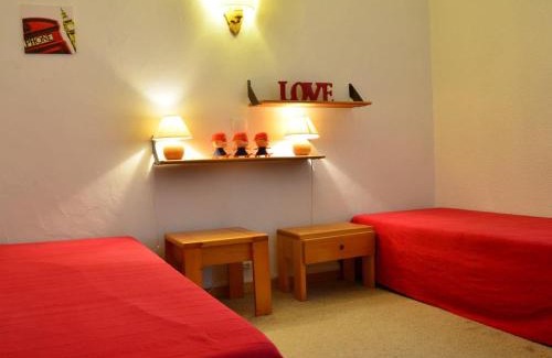 Montchavin Apartment | Charmant appart rénové 6/7 pers, proche pistes & Espace Paradisio - FR-1-329-68